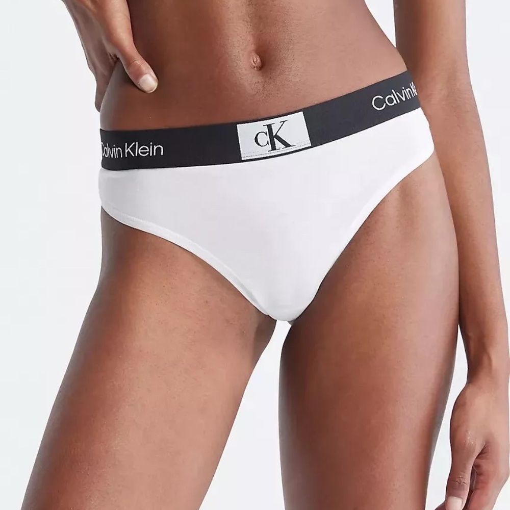 Calvin Klein 1996 Cotton Stretch Thong - White - XL